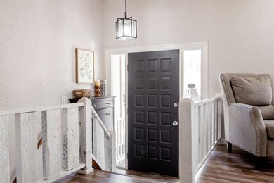 913 NW 13th St, Blue Springs, MO 64015 - photo 2