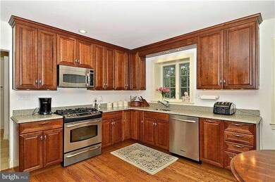 533 Wyngate Rd, Lutherville Timonium, MD 21093 - photo 6