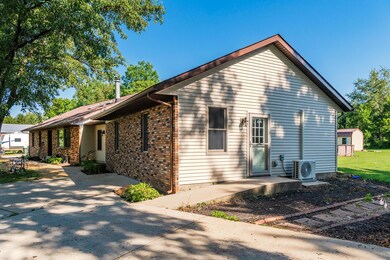 4450 Storms creek rd 69