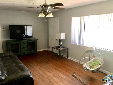 2824 Emily Ln, Jacksonville, FL 32216 - photo 3