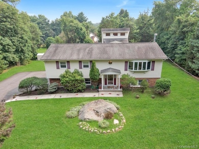 15 Augur Rd, Airmont, NY 10901 - photo 5