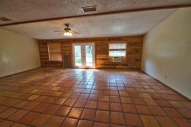 3313 Lancelot Ct, Bedford, TX 76021 - photo 6