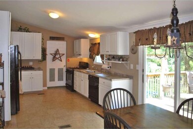 1029 Mifflin St, Coatesville, PA 19320 - photo 6