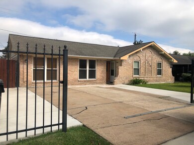 4215 Monitor St, Houston, TX 77093 - photo 2