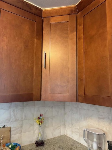 1 Arlington St unit 2B, Yonkers, NY 10710 - photo 2