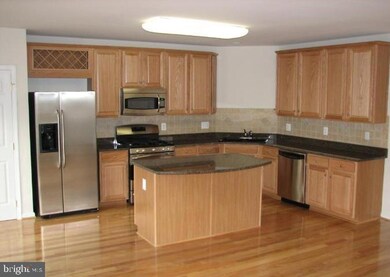 42683 Hollyhock Terrace, Ashburn, VA 20148 - photo 3