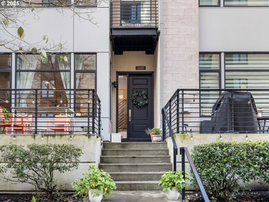 2108 NW 16th Ave unit 2108, Portland, OR 97209 - photo 2