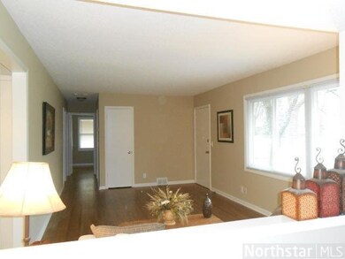 8108 Colfax Ave S, Bloomington, MN 55420 - photo 4