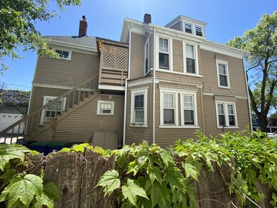 211 Holland St unit 1, Somerville, MA 02144 - photo 3