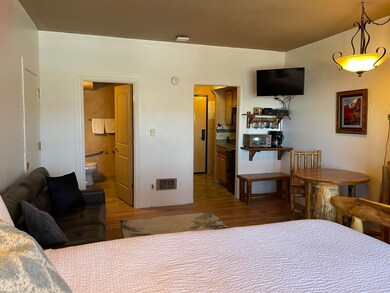 223 W Hunter Ridge Dr unit 1215, Brian Head, UT 84719 - photo 5