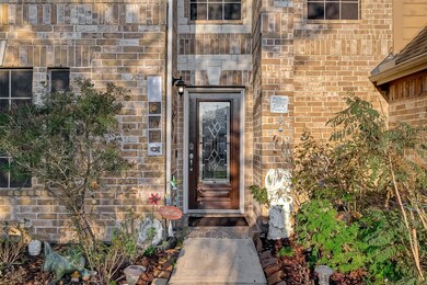 1804 Autumn Pond Cir, Alvin, TX 77511 - photo 4