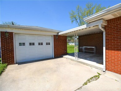702 S 4th Ave, Beech Grove, IN 46107 - photo 4
