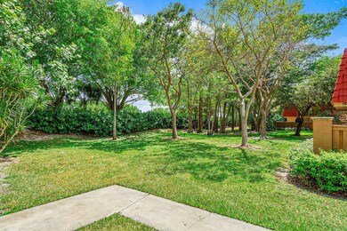 8111 Severn Dr unit B, Boca Raton, FL 33433 - photo 4