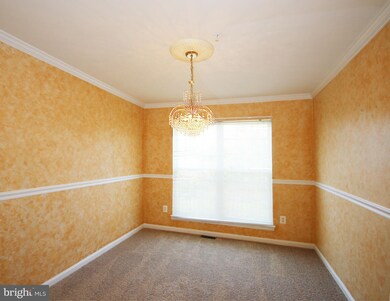 7105 Silverton Ct, District Heights, MD 20747 - photo 5