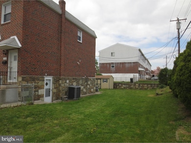 12050 Waldemire Dr, Philadelphia, PA 19154 - photo 2