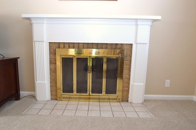 1015 Lockridge Dr NE, Grand Rapids, MI 49505 - photo 7