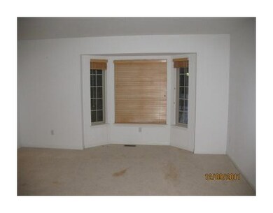 553 Parkside Ct, Chelsea, MI 48118 - photo 7