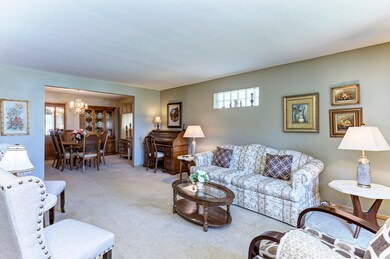 228 E Fremont Ave, Elmhurst, IL 60126 - photo 5