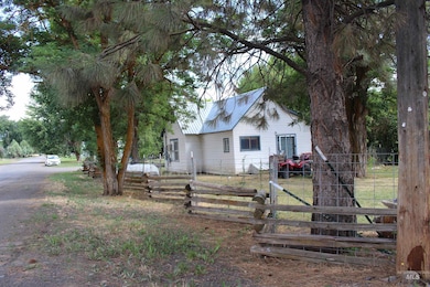 95 N Weiser St, Midvale, ID 83645 - photo 4