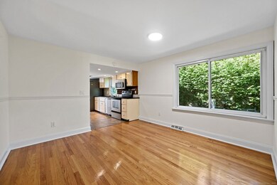 101 Chestnut Hill Rd, Norwalk, CT 06851 - photo 7