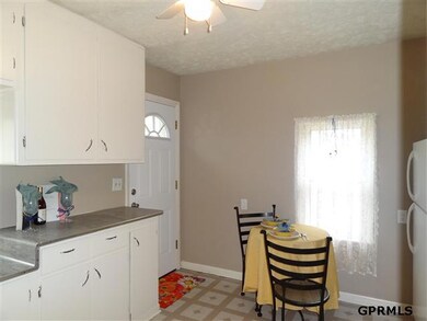 Lots of natural light