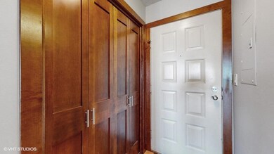 01_300WalutSt_Unit906_2001_Custom_Resize