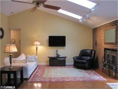 10801 Sugar Ct, Glen Allen, VA 23060 - photo 2