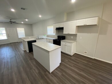 787 Fair St unit A, Houston, TX 77088 - photo 2