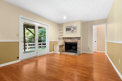 Family Room - 1