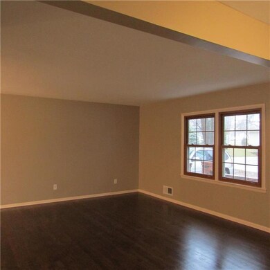 11914 W 69th St, Shawnee, KS 66216 - photo 3