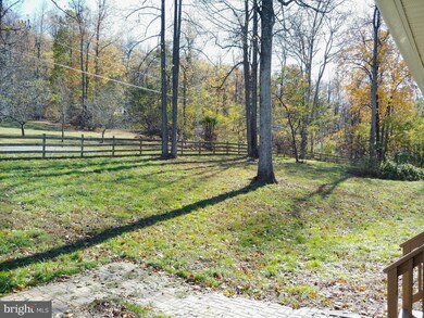 501 Tulip Poplar Dr, Linden, VA 22642 - photo 2