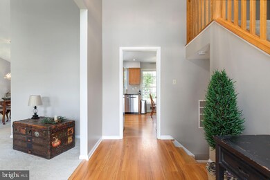 9928 Marquand Dr, Burke, VA 22015 - photo 4