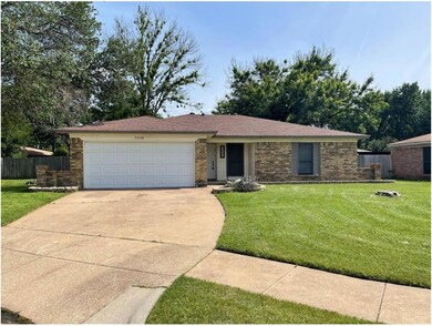 1416 Storm Ct E, Bedford, TX 76022 - photo 2