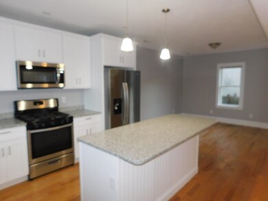 38 Branch St, Quincy, MA 02169 - photo 4