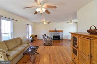 209 Rosier Ln, Colonial Beach, VA 22443 - photo 7