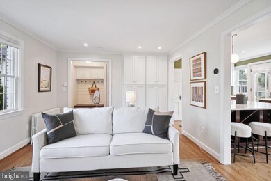 614 Pershing Dr, Silver Spring, MD 20910 - photo 7