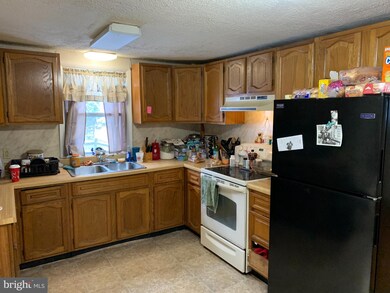 605 S Reading Ave, Boyertown, PA 19512 - photo 5