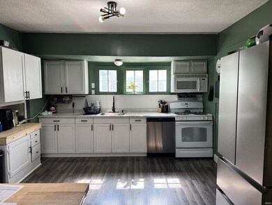 562 W Railroad St, Wabash, IN 46992 - photo 7