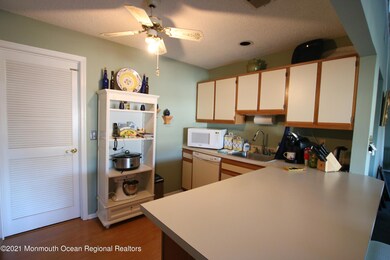 2 Boise Ct, Tinton Falls, NJ 07712 - photo 5