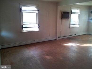 415 Collingdale Ave, Darby, PA 19023 - photo 4