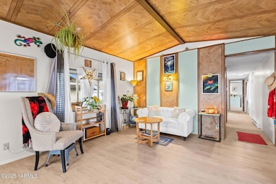 3601 Castlevale Rd unit 14, Yakima, WA 98902 - photo 4