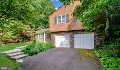 675 Buckstone Dr, Southampton, PA 18966 - photo 3