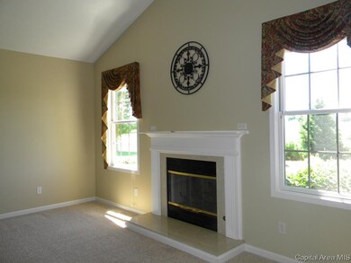 413 Delaney Dr, Jacksonville, IL 62650 - photo 5