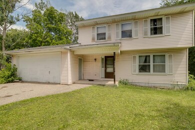 3 bedroom/2 bath with 2 car garage