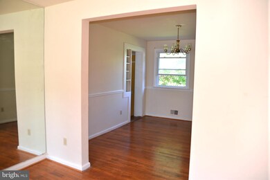 6103 85th Place, New Carrollton, MD 20784 - photo 4