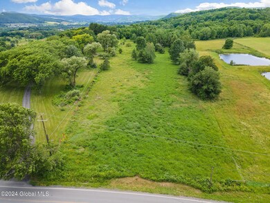 2-web-or-mls-00GrovenorsCornersRd_02
