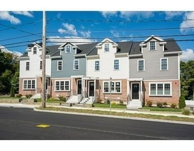 176 Main St unit 3, Medway, MA 02053 - photo 3