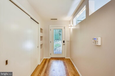 120 Springbrook Dr, Silver Spring, MD 20904 - photo 5