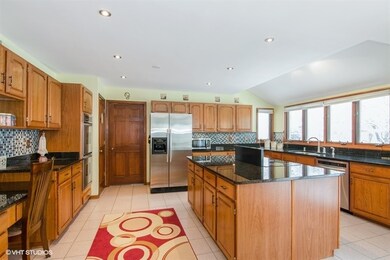 2320 Periwinkle Ln unit IV, Algonquin, IL 60102 - photo 5