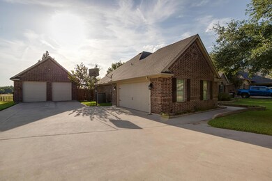 110 Kari Linda Ct, Weatherford, TX 76085 - photo 4